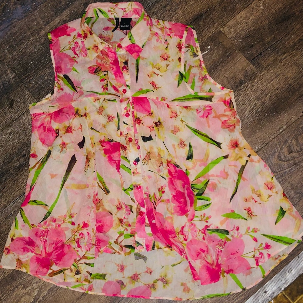 Woman’s top